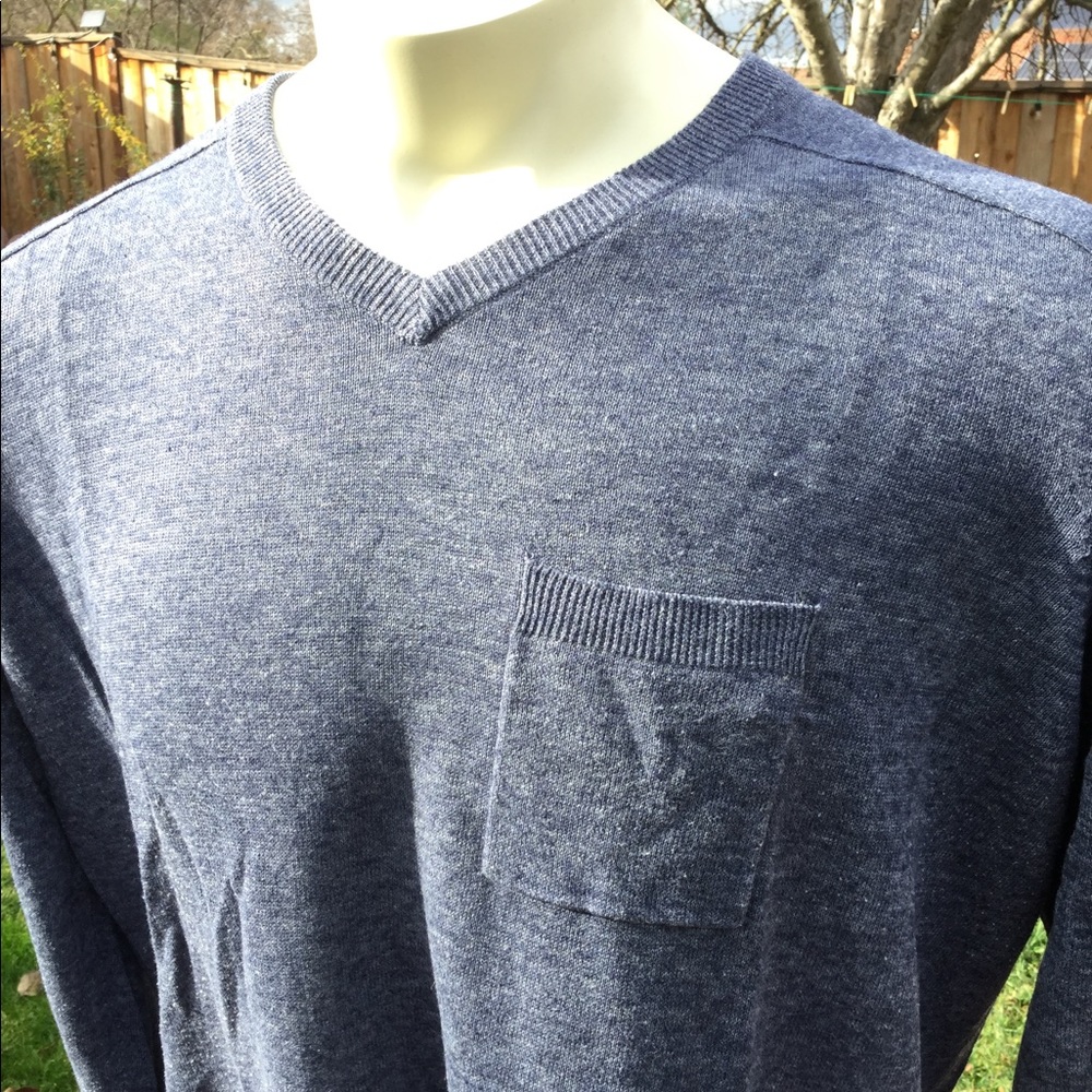 Men’s VINCE Lightweight V-Neck Linen Blend Sweater